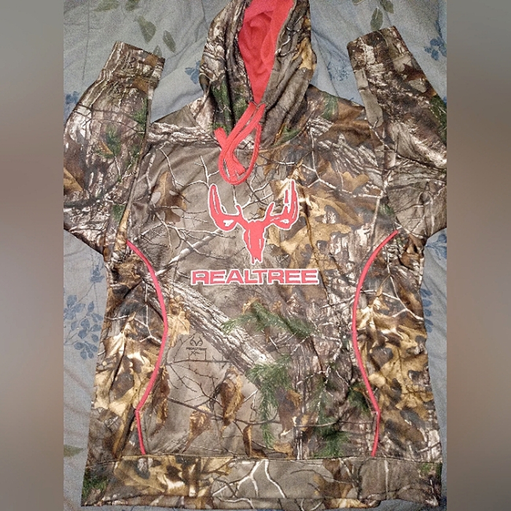 Realtree woman's large hoodie